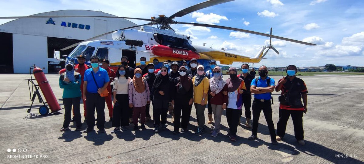 Mi-17 (M994-01)  - BOMBA 01
19/11/2021
PENERBANGAN FLIGHT COMM, MEMBAWA 21X ORANG KAKITANGAN HOSP ORANG ASLI GOMBAK YANG TERKANDAS DI POS TOHOI AKIBAT JALAN DARAT YG TERPUTUS BERIKUTAN HUJAN LEBAT.
<a href="/kpkt_gov/">KPKT</a> <a href="/NaziliMahmood/">Nazili Hj. Mahmood</a> <a href="/KP_bombaJBPM/">YAS Dato' Sri Abdul Wahab bin Hj Mat Yasin</a> <a href="/rizal/">rizal</a> <a href="/capt_saiful/">Muhammad Saiful Nizam Bin Samsudin</a> <a href="/RJM_Fire/">RBT Mi-AW</a> <a href="/black_fia/">FIA Black</a>