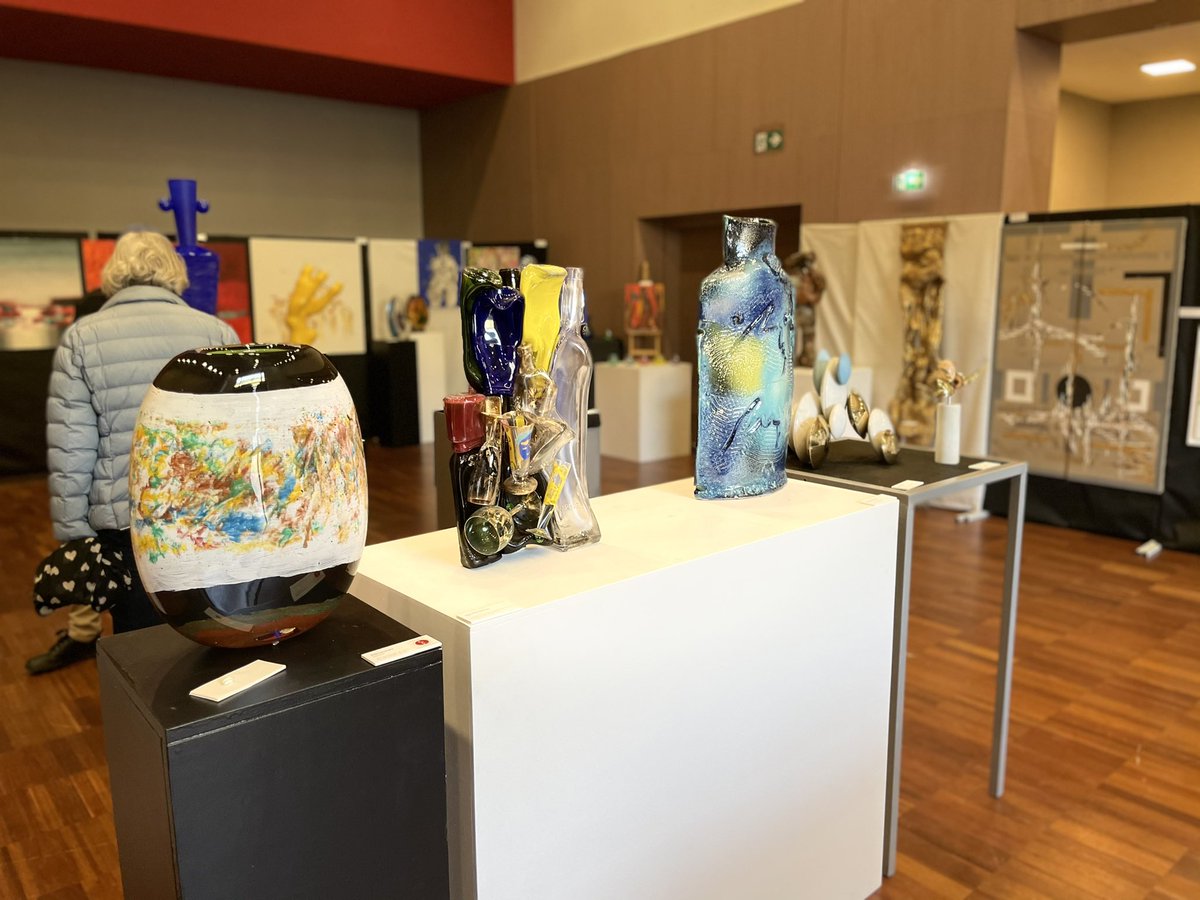 JPDERMIT's tweet image. Vente aux enchères publiques à la salle Paul Gilardi à Biot : je vous donne rendez-vous ce soir à 17h ou en ligne sur interencheres.com pour soutenir nos artistes et artisans d’art !