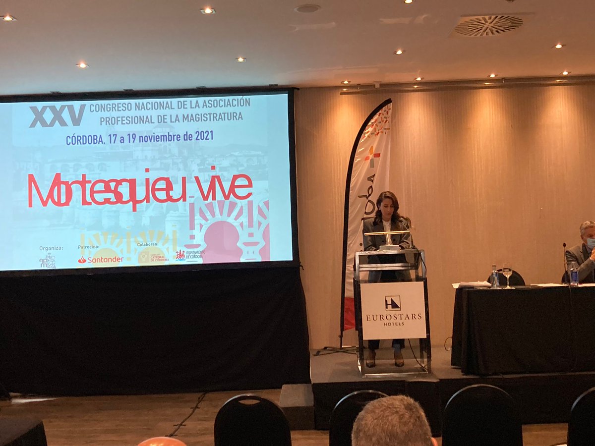 juecesAPM's tweet photo. Exposición de las conclusiones del Congreso de @juecesAPM 

#MontesquieuVive https://t.co/nNPKExQPk8