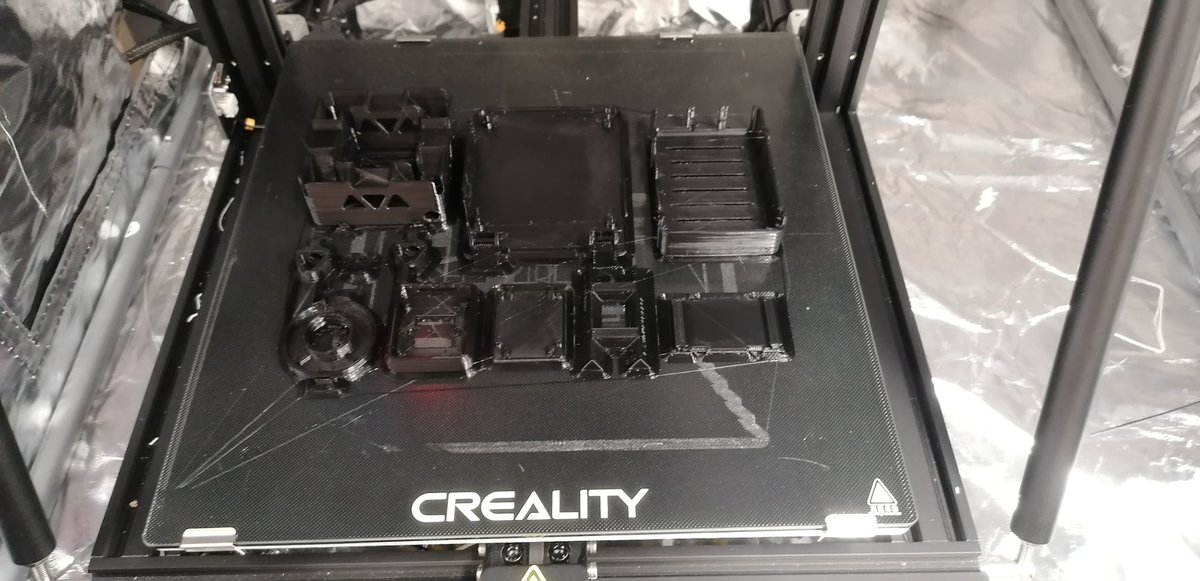 Chagas_AM's tweet photo. ~14hour #3Dprinting @SussexNeuro with a @Creality3dprint cr10v3! Getting really impressed by the quality of the prints! Off the plate are parts for a #flypi that will be going to #Ecuador with @CalaCastellanos and her team! #openhardware https://t.co/Tn4BnujKoH