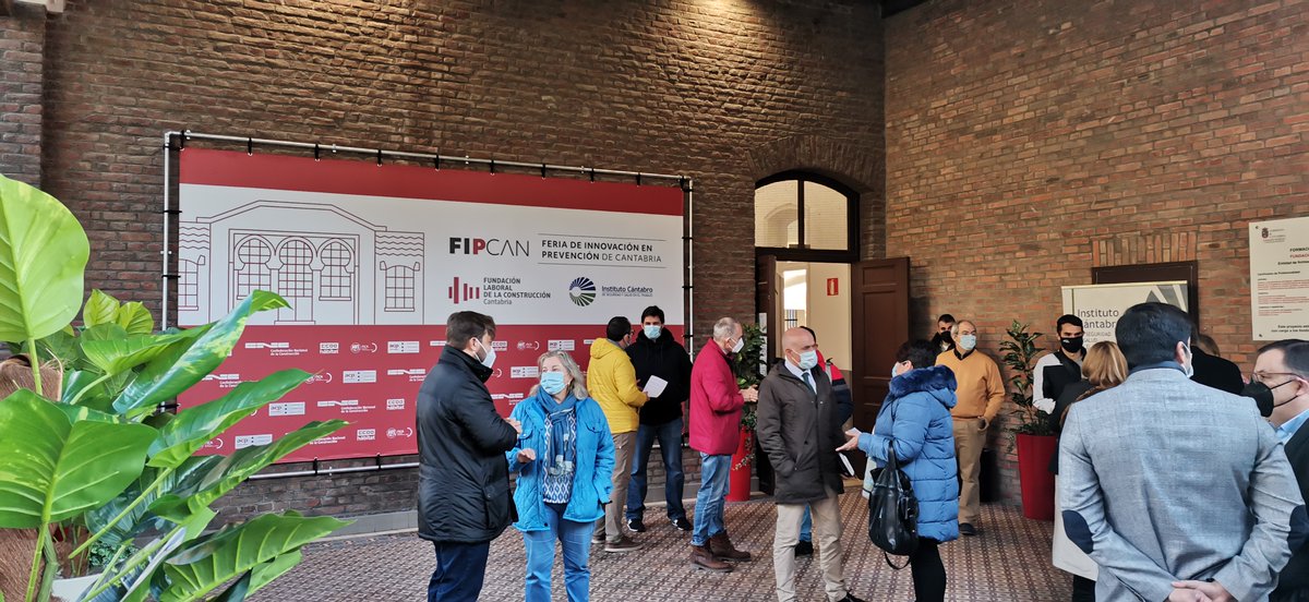 FLCconstruccion's tweet photo. ¡Estamos de celebración! 🙌👏
💼 #Fipcan: la primera Feria de Innovación en #Prevención de #Cantabria que hemos organizado junto a @ICASST, ¡ha sido todo un éxito! 
¡Muchas gracias a todos/as por asistir y enhorabuena a las empresas participantes! 😊
https://t.co/6mBfXfyp8f https://t.co/cAF8ruFMqC