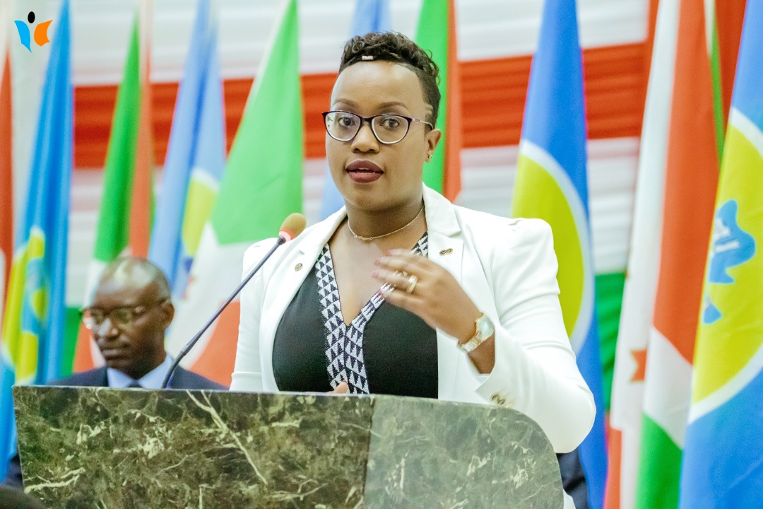 👩🏾‍💼 <a href="/Vinaflo22/">Irvine Floréale Murame</a>: "Les employeurs sont de plus en plus exigeants, sur des profils rares (intelligence émotionnelle, soft skills,...). La priorité est donc de s'assurer d'une bonne éducation de base,... pour faciliter notre travail d'insertion professionnelle des jeunes #burundi-ais"