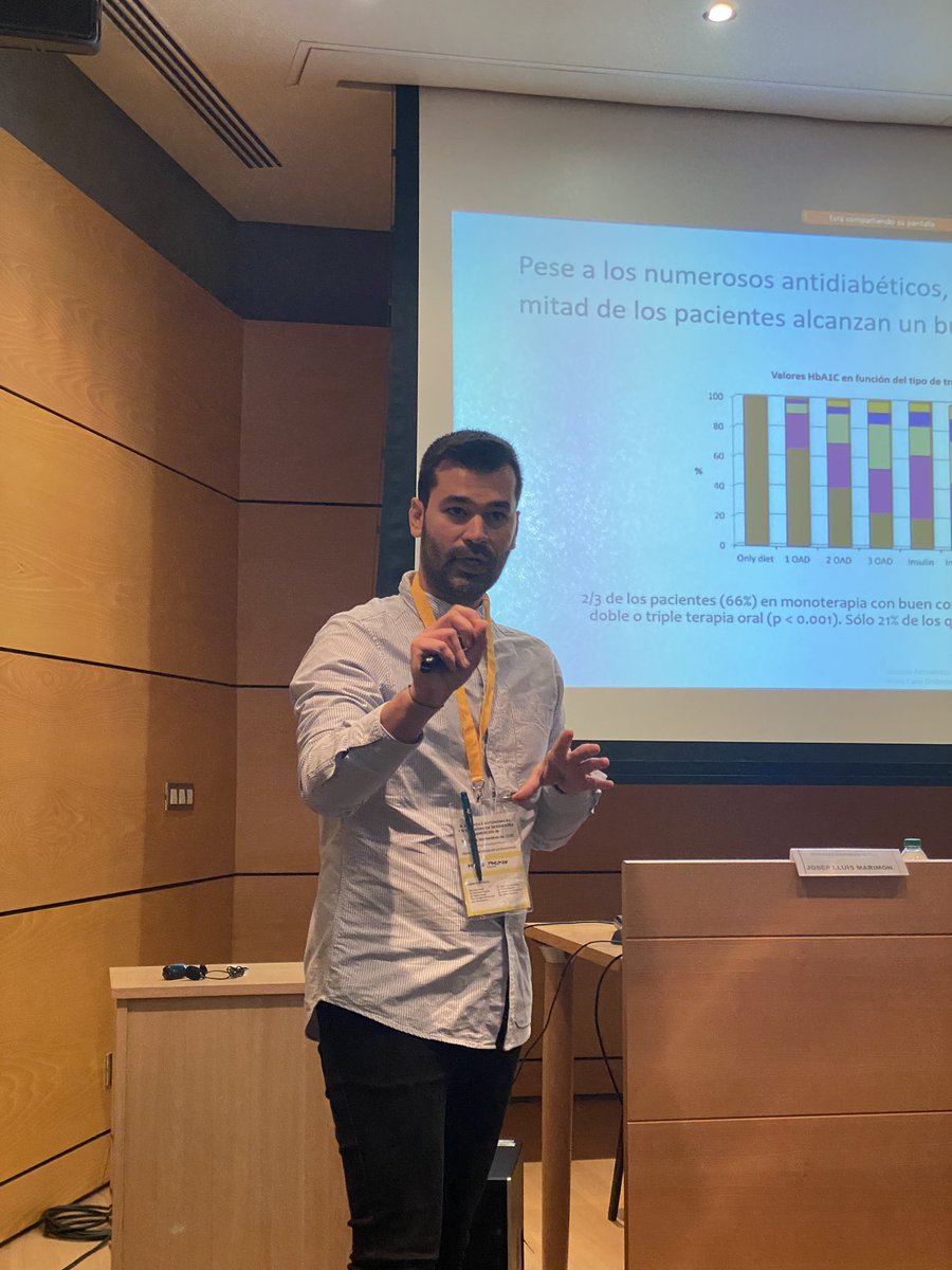 Juan_PeiroM's tweet photo. Taller de #insulina con @mon_pep y el Dr. Mateu Seguí 
💉💉🚀🚀

 @ibsemergen 
#JornadasIB21  @redGDPS @SemergenGTDM @SEMERGEN_MIR @SEMERGEN_CV @ana_apiecar https://t.co/VmQtug7hOe