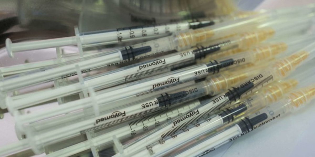 MediasetTgcom24's tweet photo. Austria, dal primo febbraio scatta l'obbligo vaccinale  #covid https://t.co/j592elQ0F5 https://t.co/XiLvWcMyQt