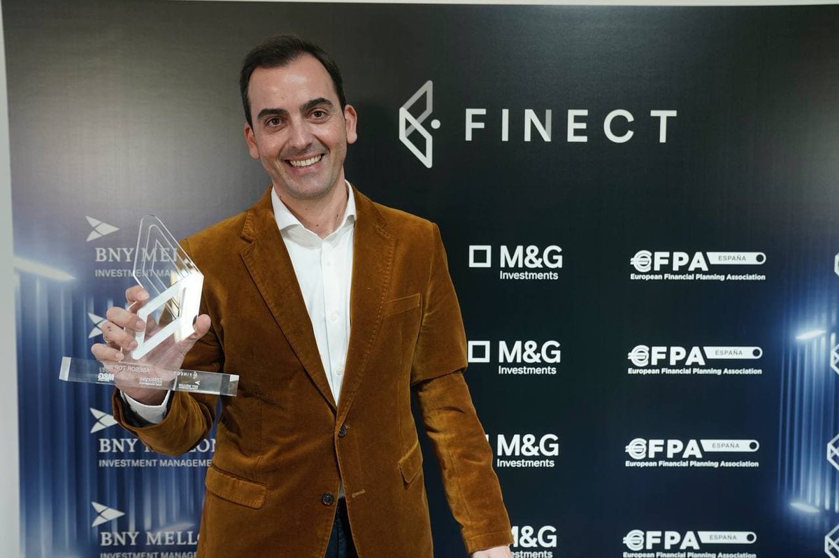 finect's tweet photo. 🏆 Enhorabuena a Teresa Sales (@MAPFRE_ES Gestión Patrimonial), Fernando Vives (@abanteasesores) y @Jose_Manuel_M_C (@Fortunasfp_), ganadores del concurso #AsesorTop2021

¡Un orgullo para nosotros darle voz al buen asesoramiento financiero en España, que lo hay y mucho! https://t.co/mxvWDrNVzP
