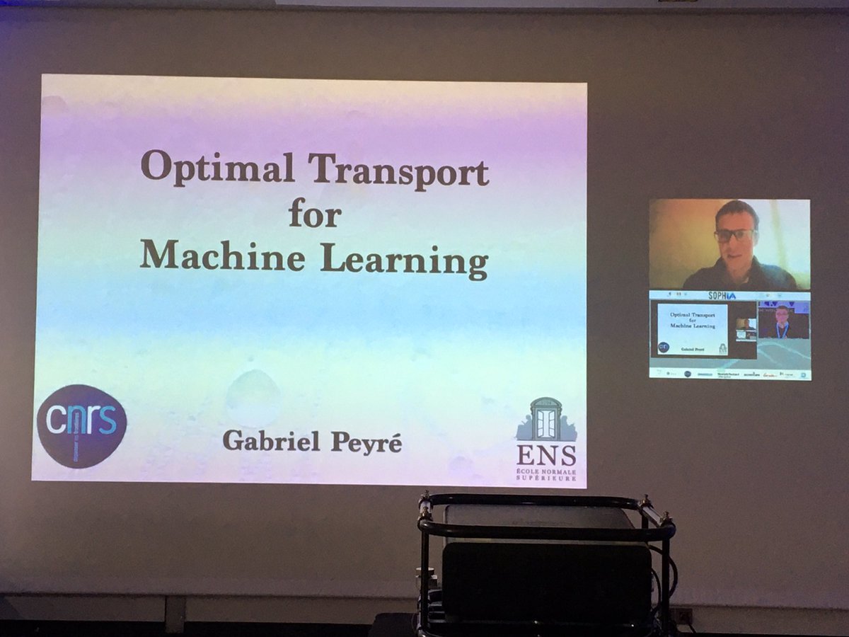 Cluster_IA's tweet image. La session #AIfundamentals continue @cbouveyron 
#SophiaSummit21 #SophiaSummit