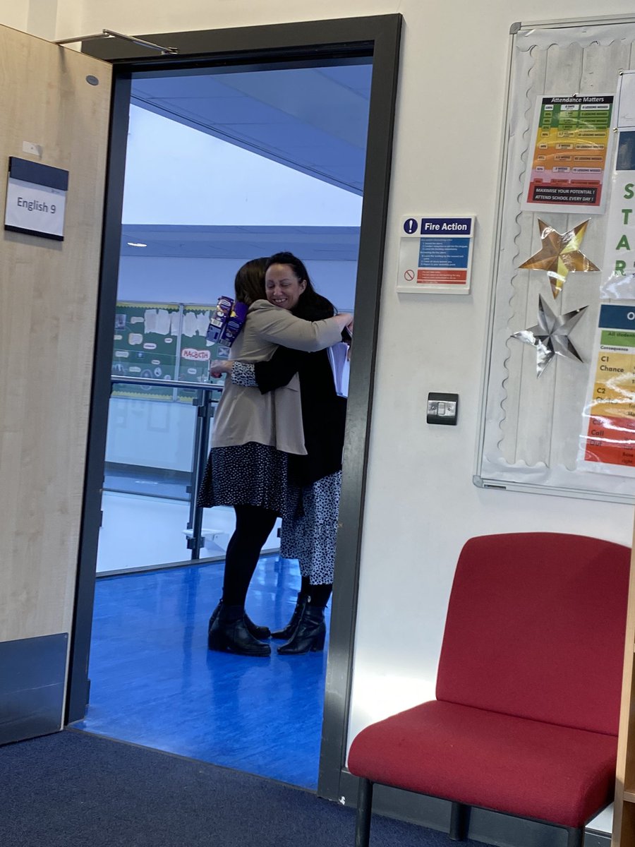 Miss Smith English tweet media