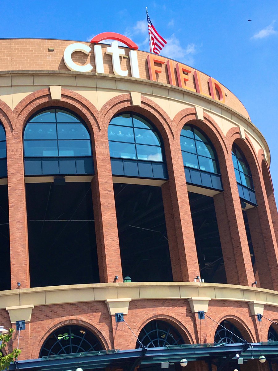 EdartravelUK's tweet image. People from the U.K. always think that NYC is a place for a long weekend and shopping. One of my favourite things I did when I spent more time in NYC was going to the baseball. #gomets @Mets #NYC @nycgo #tipsfortravellers #holiday #vacation