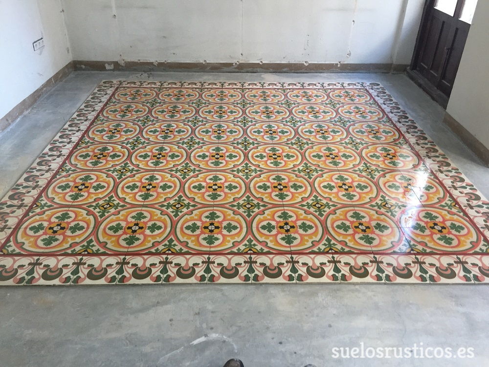 SuelosR's tweet photo. Recuperación suelo hidráulico antiguo. #suelosrusticos #suelorustico #suelohidraulico #hidraulico #recuperacion #suelosbonitos #suelosconencanto #mosaico #suelos https://t.co/5W05iI90AN