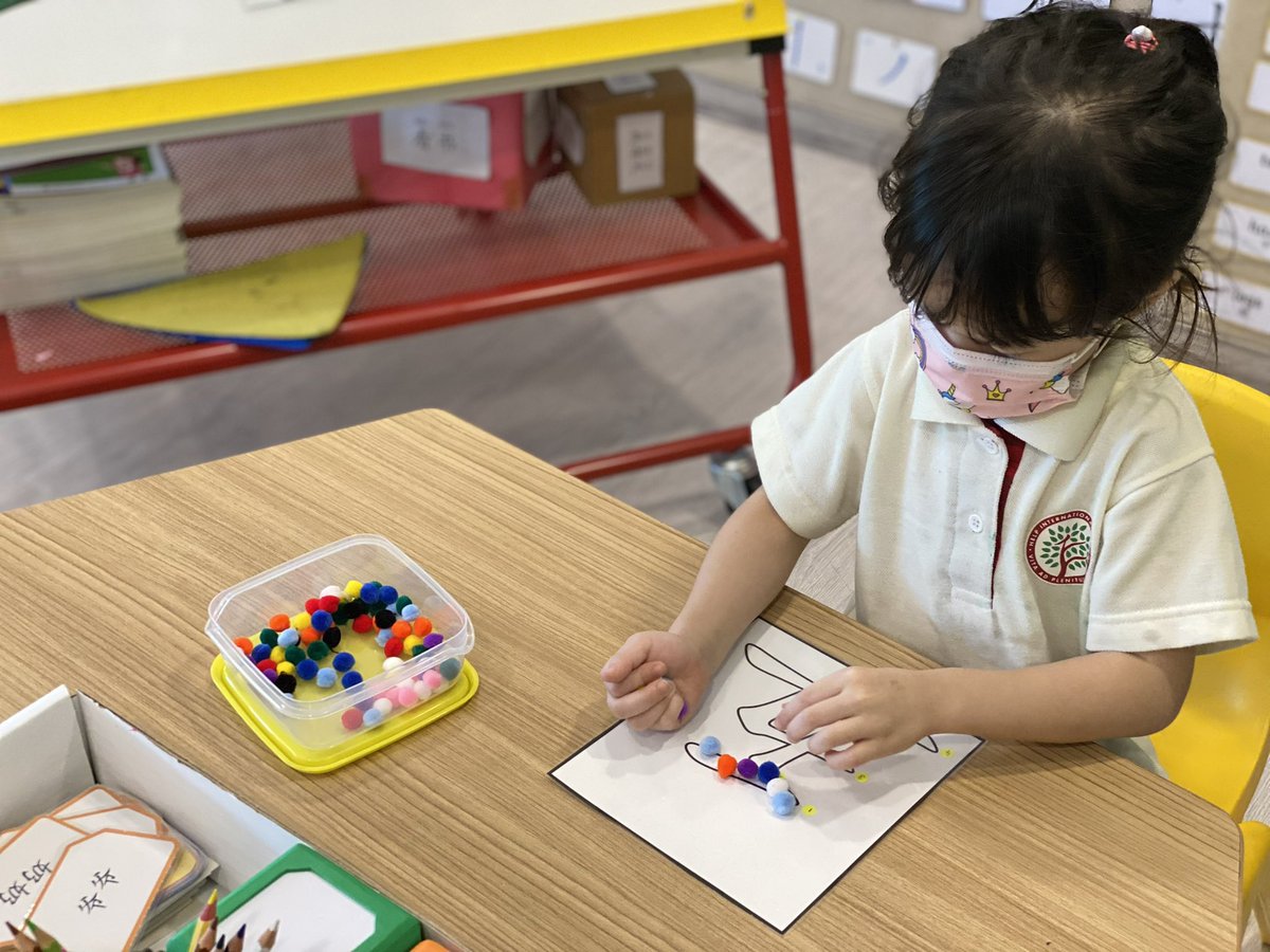 Vicky Heng tweet media