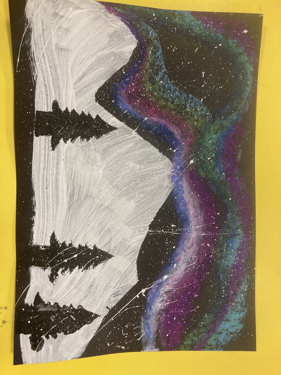 MsTyre2's tweet photo. Creative clubs Northern lights creations! @CoedGlas @coedglaspta @CoedGlasXC @CoedGlas2025 https://t.co/wGmG72bzOv