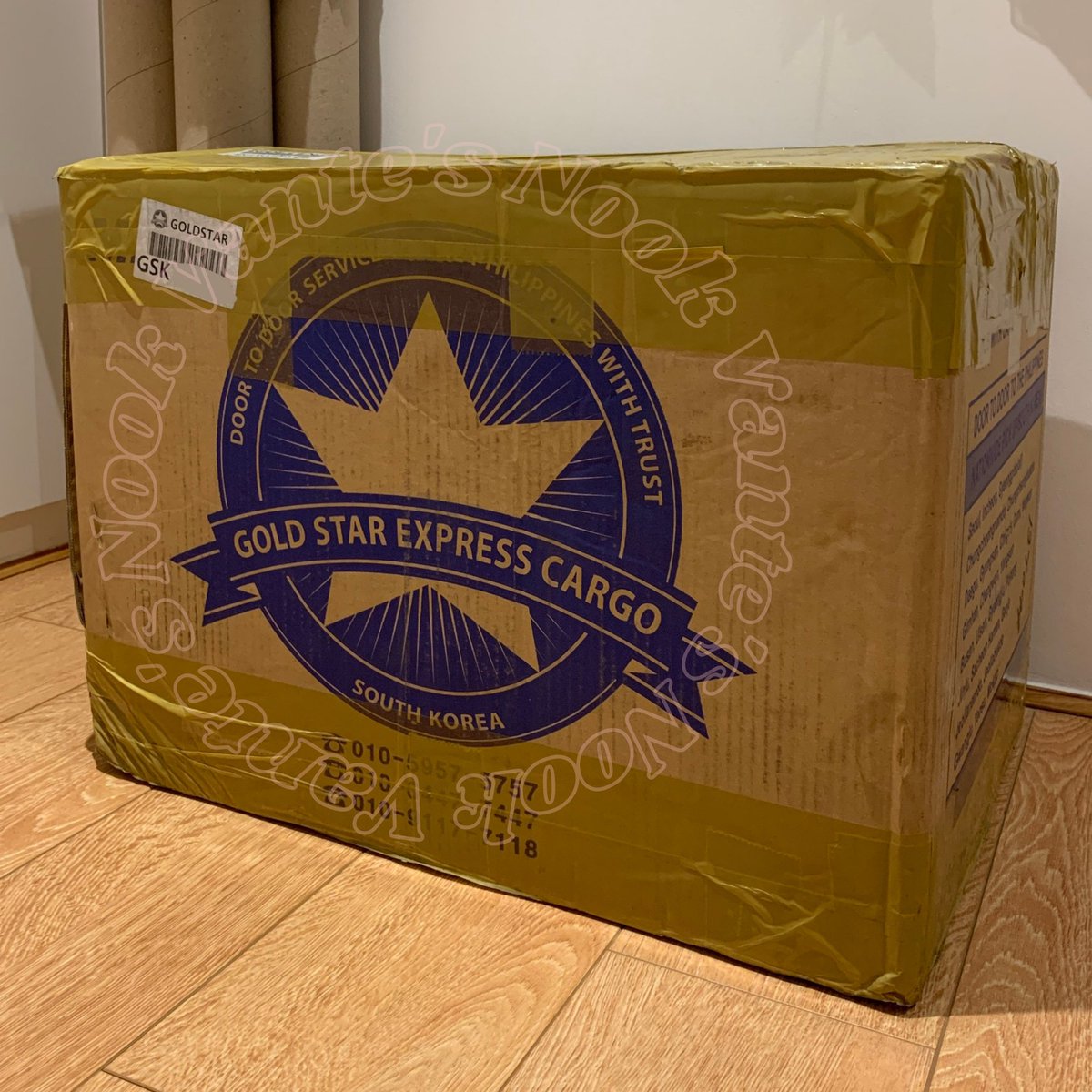 vantesnook's tweet photo. 📦 #vantesnookdates 

Guess what arrived… 😭💗 D:D GO and 10x10 pasabuy items are finally here! Haven’t opened the box yet to check for item condition + quantity. I’ll sort throughout the week and HOPEFULLY ship everything by next week 🥰 https://t.co/2BAQrDmOeg
