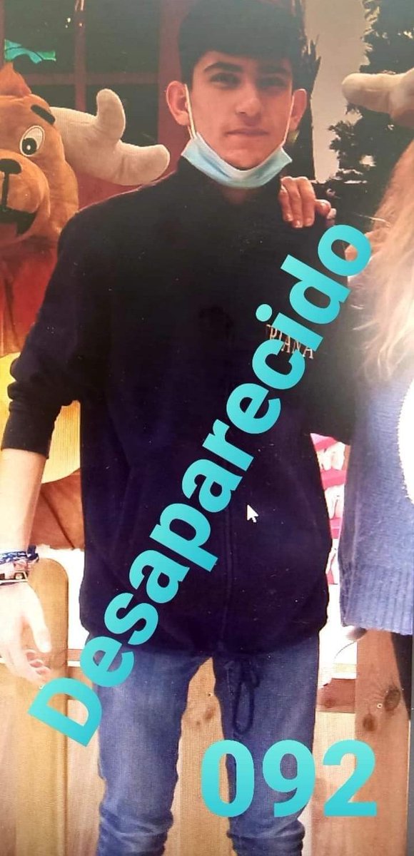 DENUNCIADA LA DESAPARICIÓN DE UN MENOR DE EDAD EN VILLAFRANCA DE LOS BARROS (BA). 
Tiene 16 años y está en paradero desconocido desde la pasada madrugada. 
La denuncia se ha presentado ante la Guardia Civil.
Si tienen algún dato pueden llamar a los teléfonos 092 o 062 (Poli Piri)