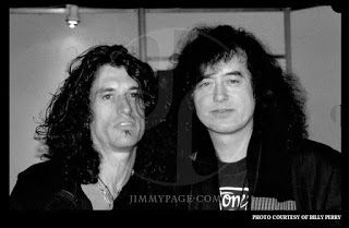 Led_ZeppThisDay's tweet photo. November 19, 1994

Jimmy Page attends Aerosmith Concert in Buenos Aires, Argentina https://t.co/oPCbQa7Alq