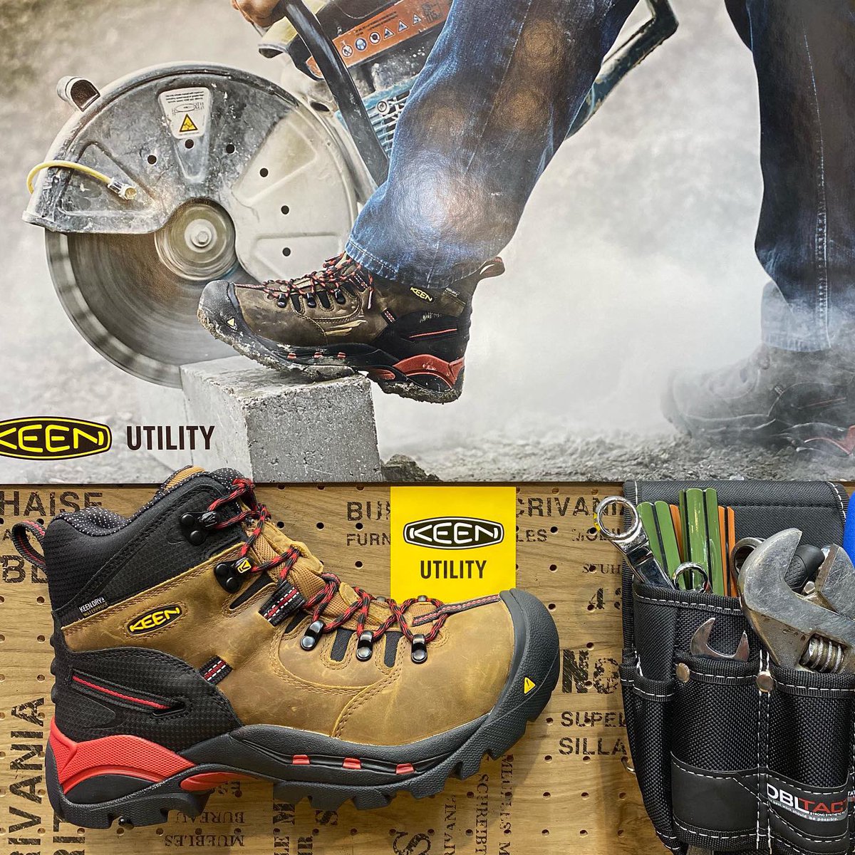 KEEN Utility 安全靴 CSA HAMILTON CARBON WP