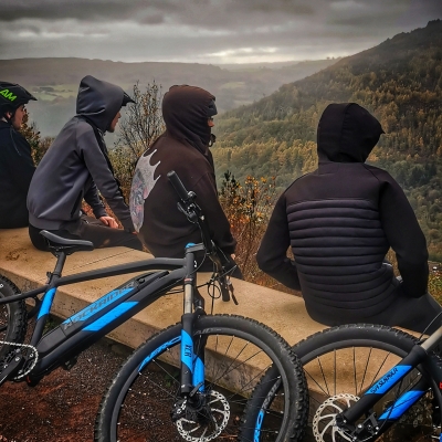 GoGirlsWales's tweet photo. Introducing the Brothers Project!

Encouraging men and boys to be allies to women and girls, to achieve greater equality and understanding in society!

Groups open in Caerphilly and Newport - get in touch for information and referrals 👏 https://t.co/viPUMI1Y00