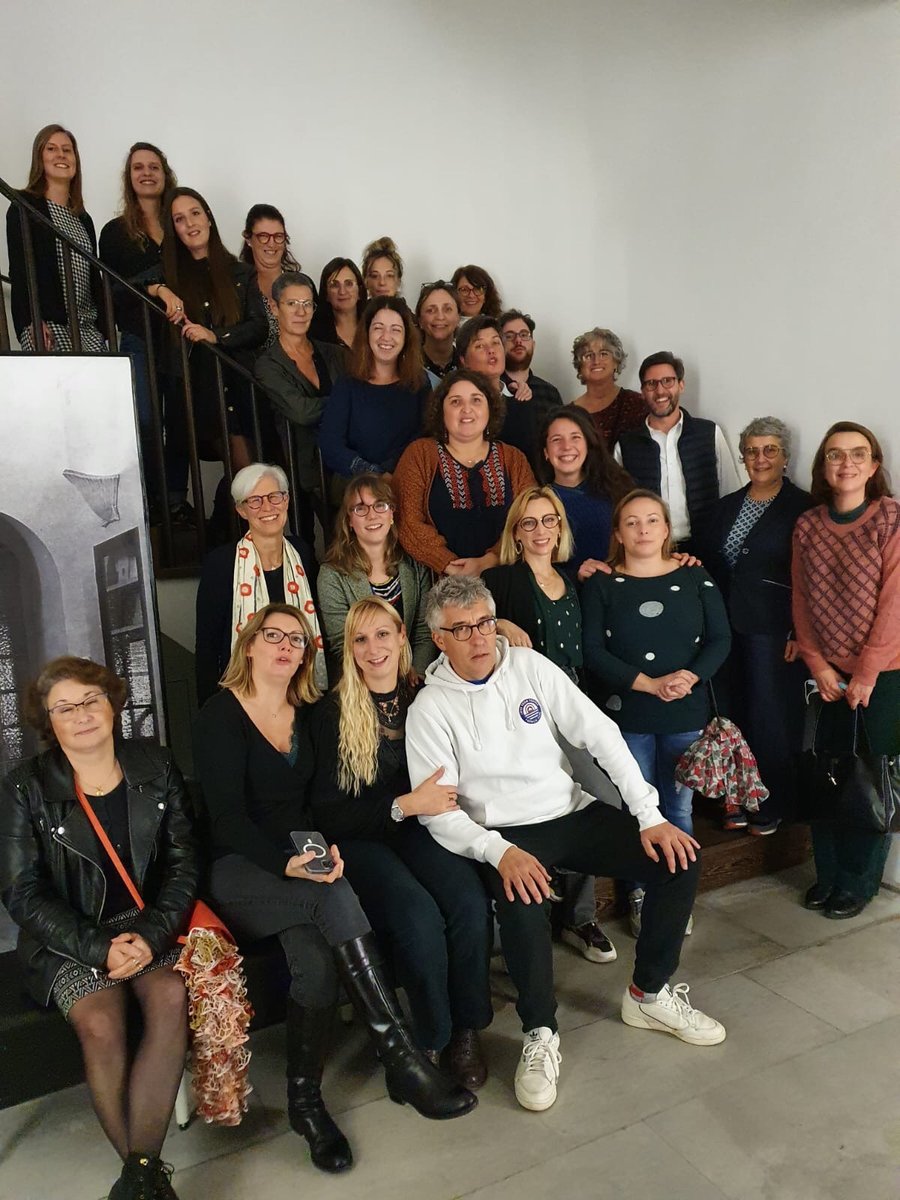 TissageMoutet's tweet photo. Premier anniversaire d’homologation IG Linge basque qui a réuni les équipes @lartigue1910 et Tissage Moutet au @museebasque et de l'histoire de Bayonne ! Un très bon moment de partage entre derniers tisseurs de #lingebasque. Ici l'équipe de choc #moutet https://t.co/VAUCbpLZGw