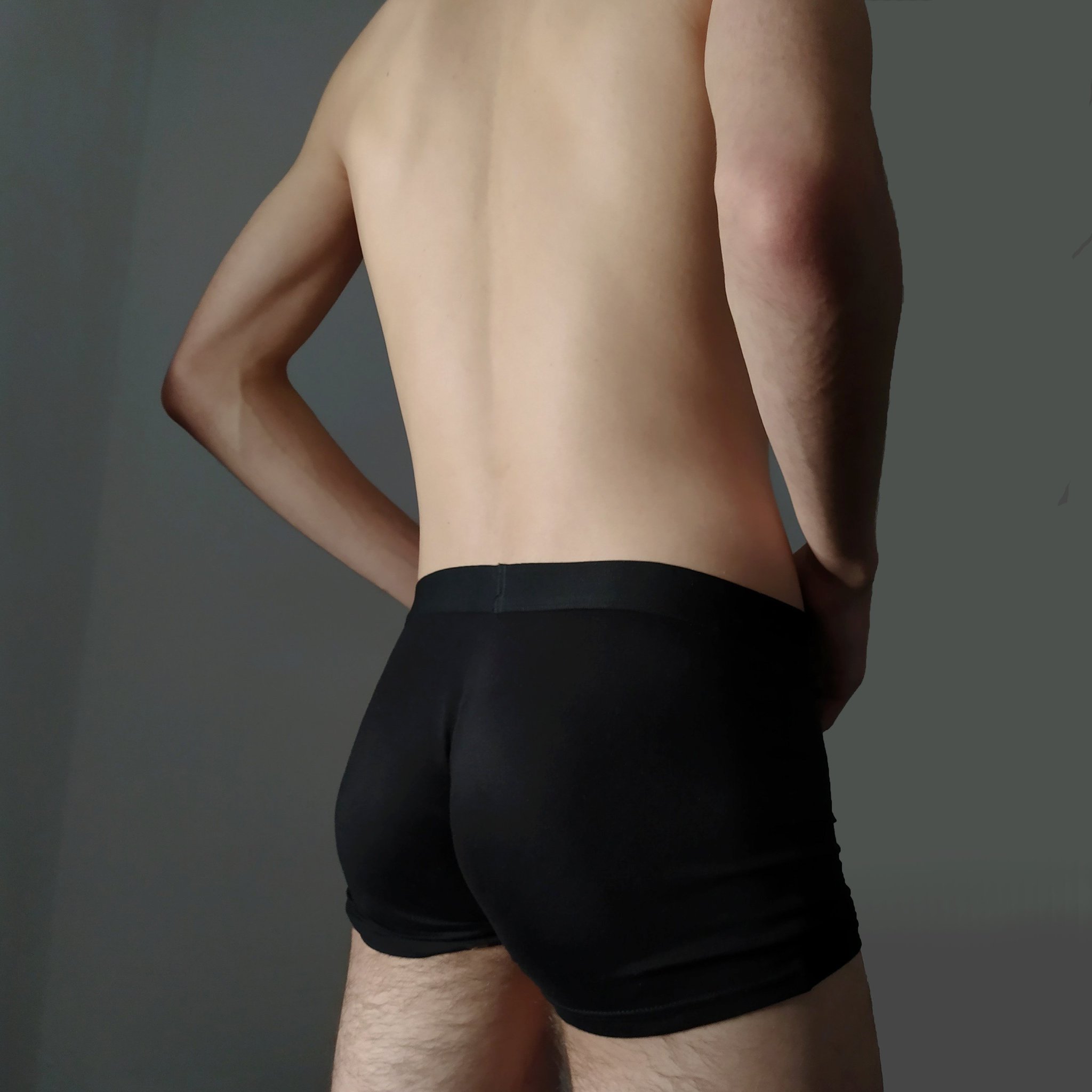 Body🖤 Photo from 2020, then black boxers were my favorite🥰 https://t.co/Rds09q7JRI