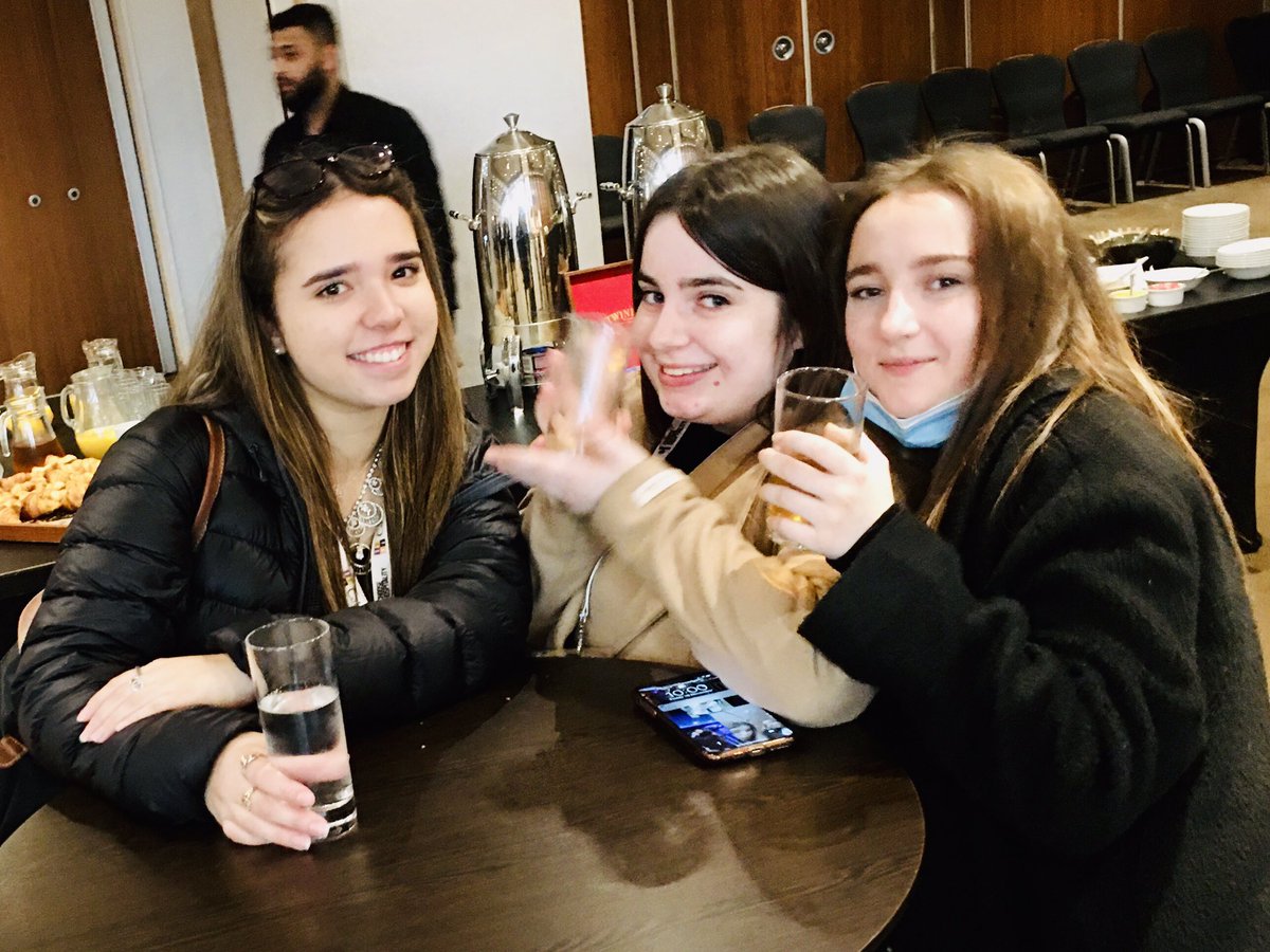 A serious <a href="/Westking/">Ricardo Reys West King</a> presence at the <a href="/IoH_Online/">Institute of Hospitality</a> #p4h2021 Passion 4 Hospitality conference this morning. Fantastic industry speakers, employability and recruitment fair with great networking opportunities. Not just our current students here, but alumni as well <a href="/Andreea98478976/">Andreea</a>