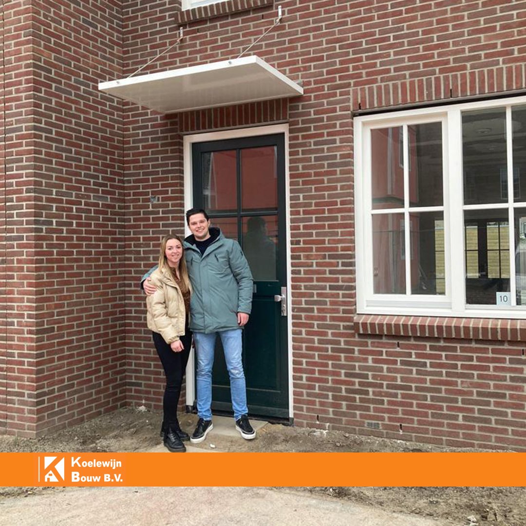 koelewijnbouw's tweet image. Yes, deze week zijn de vijftien nieuwbouwwoningen achter de monumentale Melkfabriek in Bunschoten opgeleverd!🏘️  

🤝 Bureau Bos architecten, ingenieurs en adviseurs, Heinen &amp;amp; Hopman Installaties B.V. en EHI Stolle B.V. Elektrotechniek bedankt voor de fijne samenwerking!