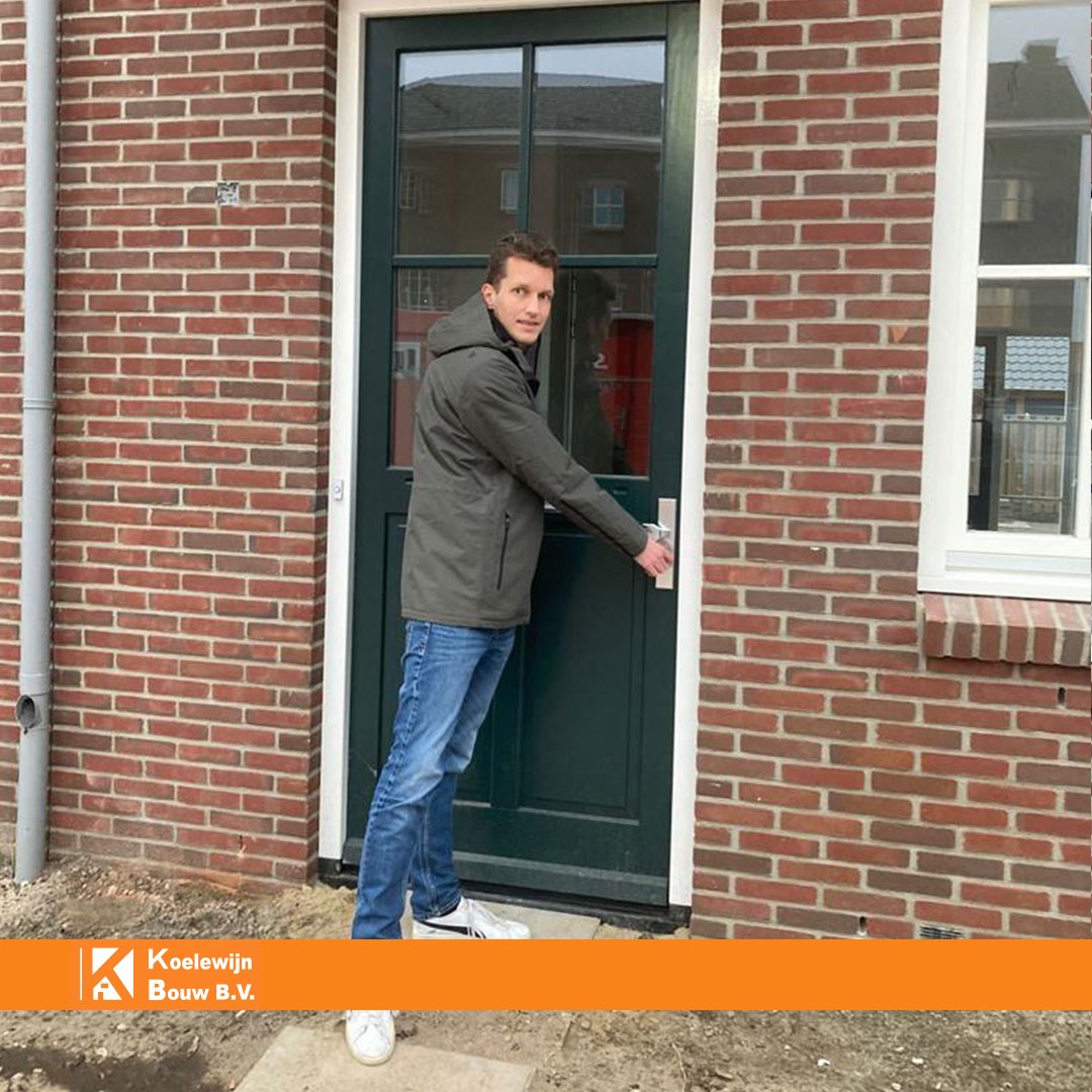 koelewijnbouw's tweet image. Yes, deze week zijn de vijftien nieuwbouwwoningen achter de monumentale Melkfabriek in Bunschoten opgeleverd!🏘️  

🤝 Bureau Bos architecten, ingenieurs en adviseurs, Heinen &amp;amp; Hopman Installaties B.V. en EHI Stolle B.V. Elektrotechniek bedankt voor de fijne samenwerking!