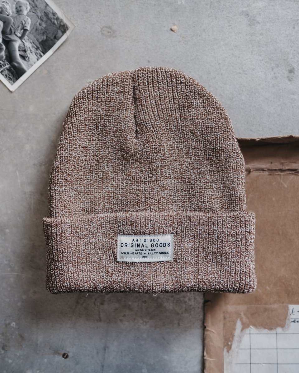 ART_DISCO's tweet photo. Fawn is our most popular beanie colour and we can see why. Its neutral sandy palette makes it super versatile and the perfect finishing touch to any autumn outfit. 🍂
Swipe to see all 4 colours… Fawn, Black, Mulled Wine &amp; Sea Fret Grey. https://t.co/nlPucRg3bC