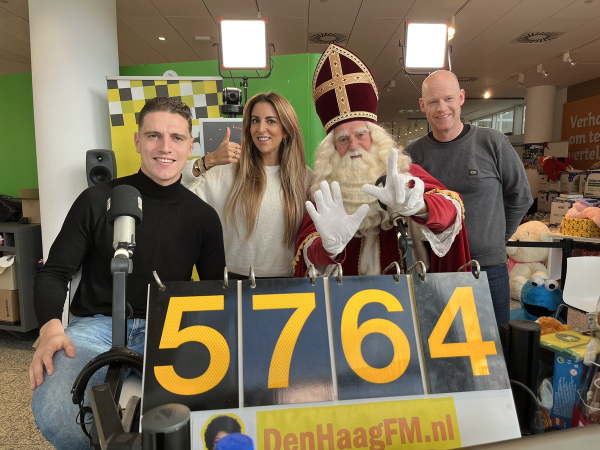 Nog een klapper! Met onder andere wel 500 wedstrijdkaarten voor <a href="/ADODenHaag/">ADO Den Haag</a> meegenomen door Kees Brouwers is dit de nieuwe tussenstand!⚽️🔰 Goed op weg naar de 6000!🎁