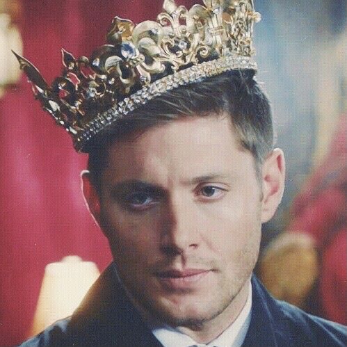revengebentley's tweet photo. it’s his day 🥰 #DeanAppreciationDay https://t.co/uDg3pBeJAS