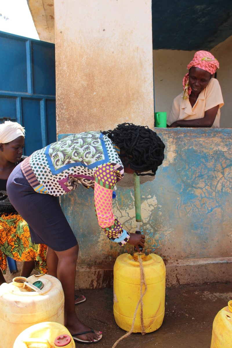 FundiFix's tweet photo. Our #water #quality officer, @mary_musenya, is leading water sampling at #FundiFix-maintained #waterpoints in @KituiCountyGovt schools and communities and analysing for various parameters to understand risks and inform responses. #SDG6 #Reliability @reachwater @share_Berlin https://t.co/6Xj7BgZ5Mk