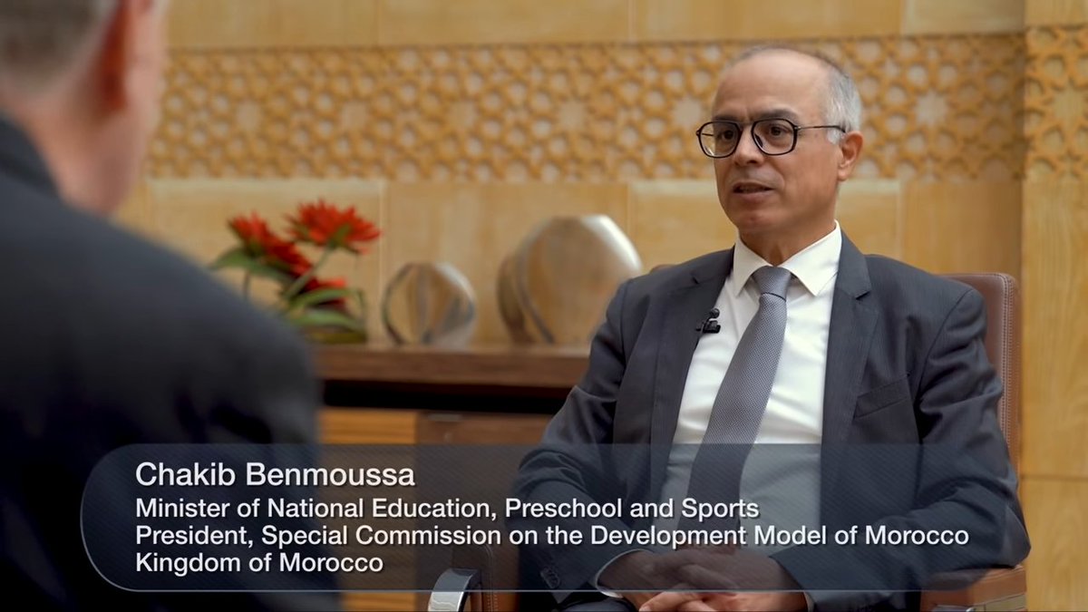 🎥Chakib Benmoussa discusses how #Morocco 🇲🇦 is shaping its future, under the enlightened leadership of his Majesty the King, in an unprecedented co-construction approach.

🔗bit.ly/3x2Q3XA