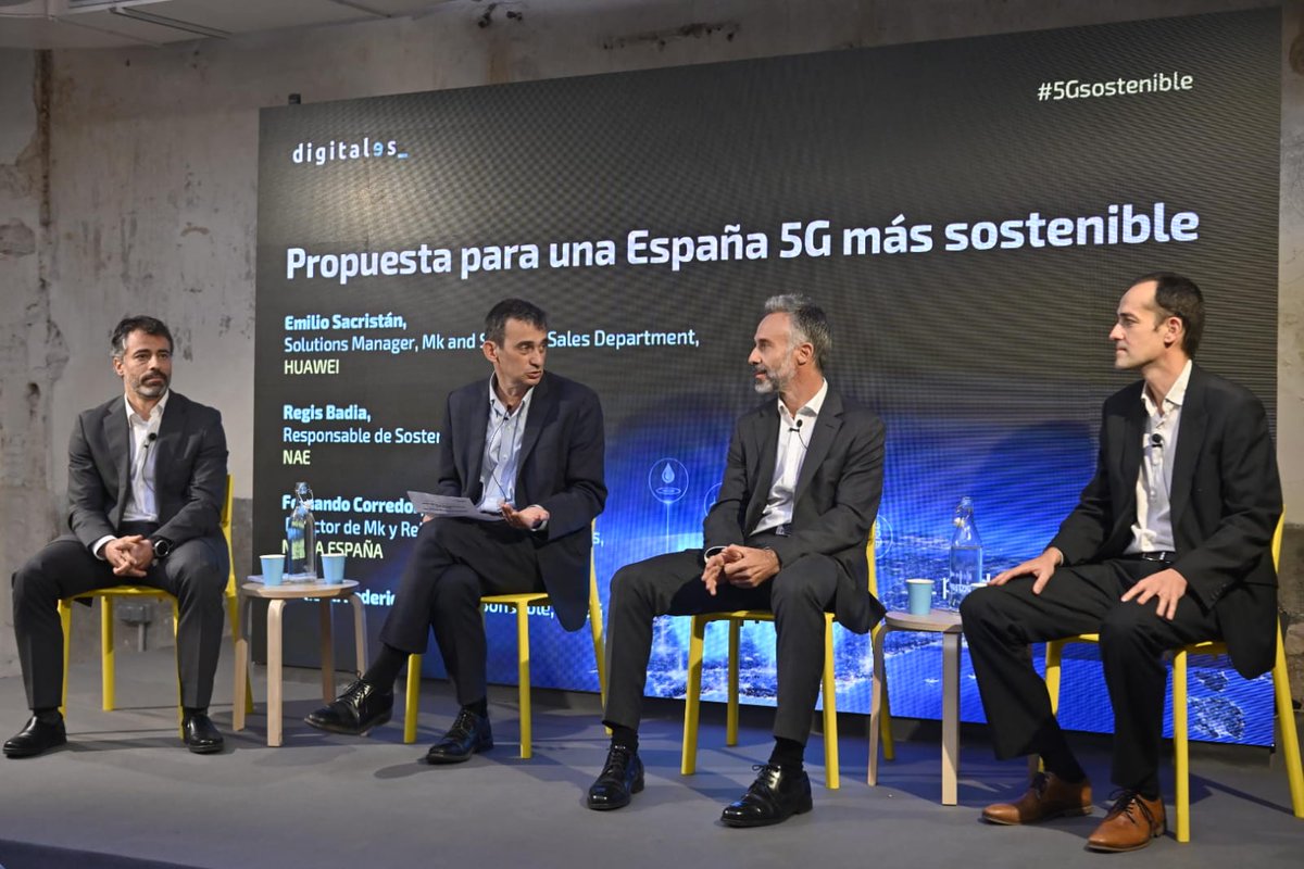 Nae_es's tweet photo. Nuestro responsable de sostenibilidad, Régis Badía, propone algunas medidas para avanzar en esta materia durante la jornada #DigitalES5G organizada hoy por @AsocDigitales:
✔️ Eco diseño de los productos
✔️ Medición del impacto medioambiental
✔️ Proveedores más sostenibles https://t.co/TQxfv1CYjS