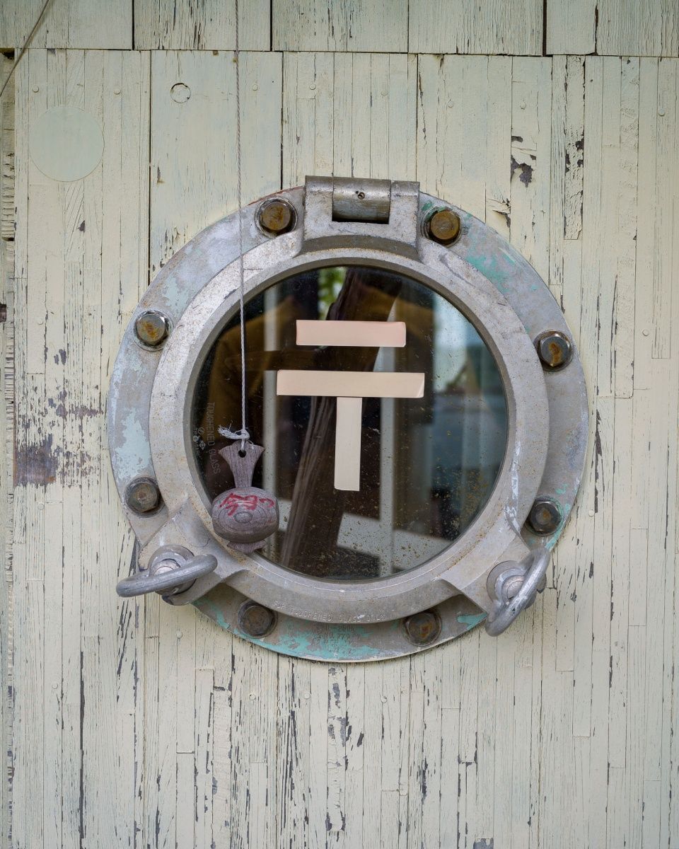 OffbeatJapan's tweet photo. A very original dwelling... what does it look like to you? https://t.co/evhqsGQg8p