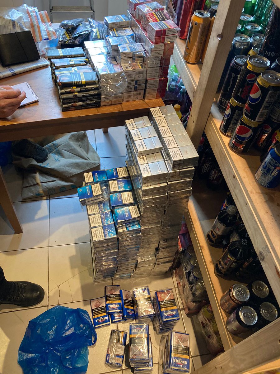 More #Opcece success by Wagtail #snifferdogs in North West of England, during night raids last night. Thousands of #illegalcigarettes seized. #operationcece #tradingstandards #keepitout #illegaltobacco #marketleader #usethebest