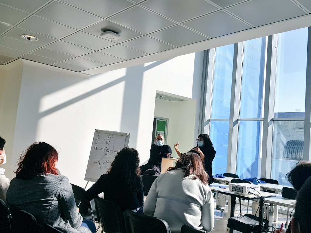 Societing4.0 (@societing_sc) on Twitter photo "La #transdisciplinarietà sta avvenendo in questo momento im questa università e #Antitesi vivrà nella società". <a href="/PenelopePixel/">Oriana Persico aka penelope di pixel</a> sulla condivisione del progetto dell'opera vivente di cui si prenderà #cura la comunità scientifica e non.
#societing
#art
#AI
#data
#NUOVOABITARE "La #transdisciplinarietà sta avvenendo in questo momento im questa università e #Antitesi vivrà nella società". <a href="/PenelopePixel/">Oriana Persico aka penelope di pixel</a> sulla condivisione del progetto dell'opera vivente di cui si prenderà #cura la comunità scientifica e non.
#societing
#art
#AI
#data
#NUOVOABITARE
