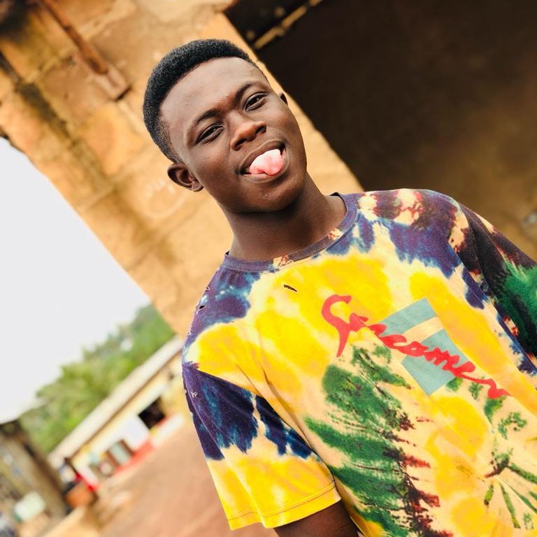 Andoh20Andoh's tweet photo. #NewProfilePic https://t.co/rwIMS0hqna