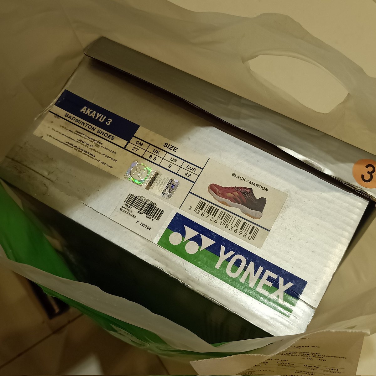 luckysalayaw's tweet photo. from lining fantard to Yonex.. makapatay ug Koko Ang lining ay way size9.๐๐๐
#badmintonislife https://t.co/SfMEcJyJEv
