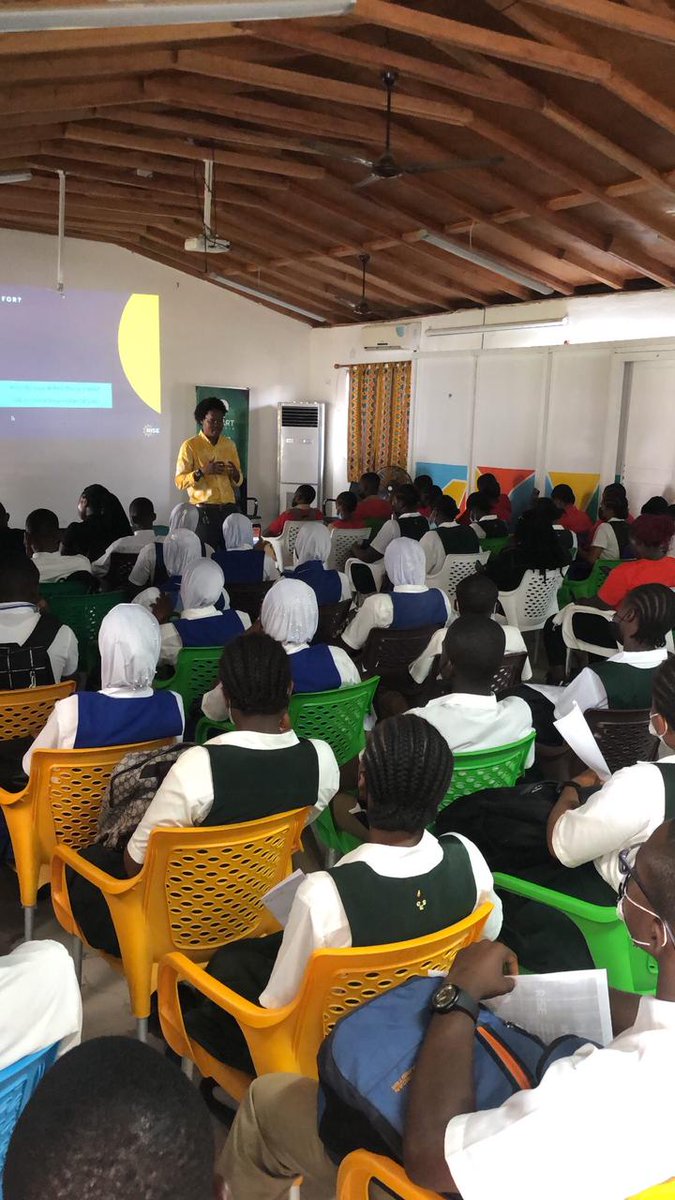 SMARTLiberia's tweet photo. Happening now: First @risefortheworld info session at the Change-makers' Village. We are partnering with Rise to find talented young people between the ages of 15-17 and connect them with a lifetime of opportunity. 

Know any talented 15-17 year-olds? Send them our way! https://t.co/gnHnTOAaT3