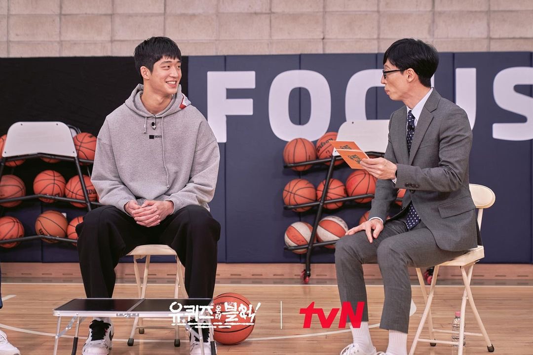 caracrake's tweet image. 📌📺อันนี้คือ เธรดแปลที่จุนซอกไปออก yoo quiz on the block นะ แต่ไม่ได้แปลทุกอัน แปลเฉพาะอันที่ประทับใจและอยากให้ทุกคนรู้จัก รัก และสนับสนุนจุนซอกกันมากขึ้น🥺💗 #여준석