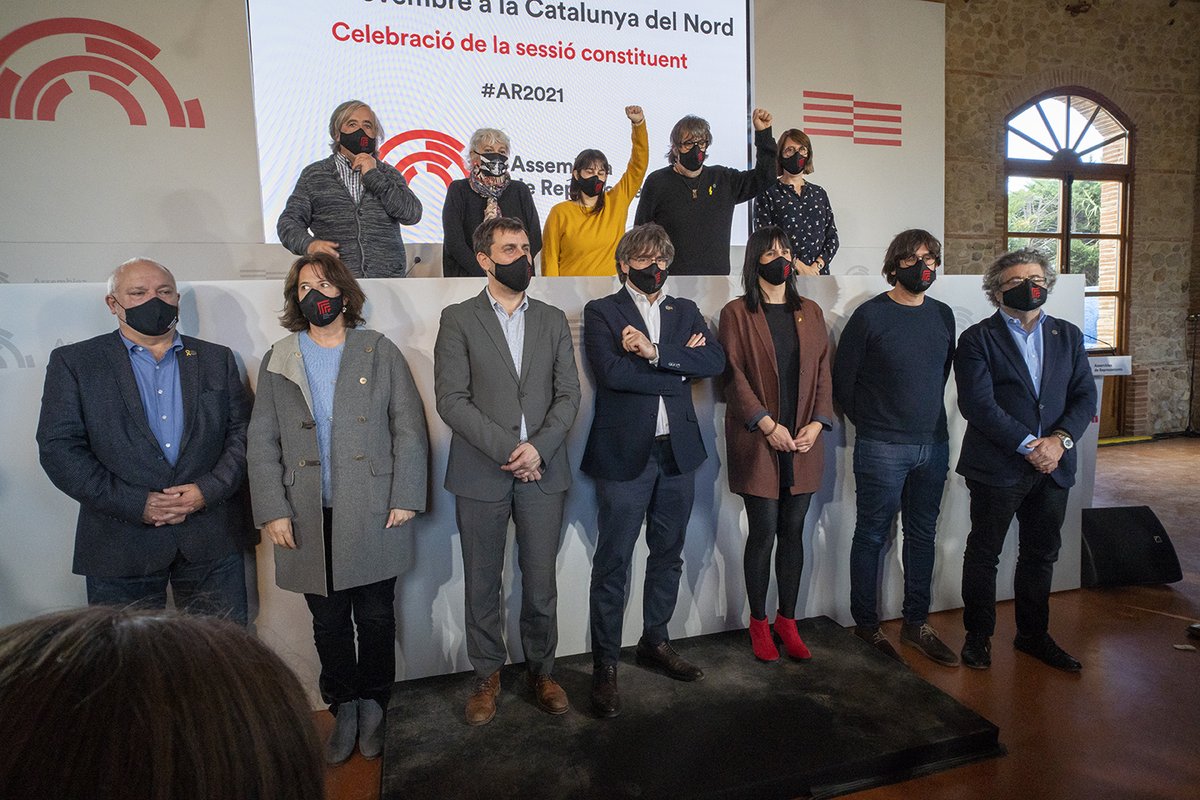 🔴Benvinguts al compte oficial de Twitter de l'Assemblea de Representants del <a href="/ConsellxRep/">COMPTE ANTIC Consell de la República Catalana</a>.

🔗assemblearepresentants.cat

#AR2021