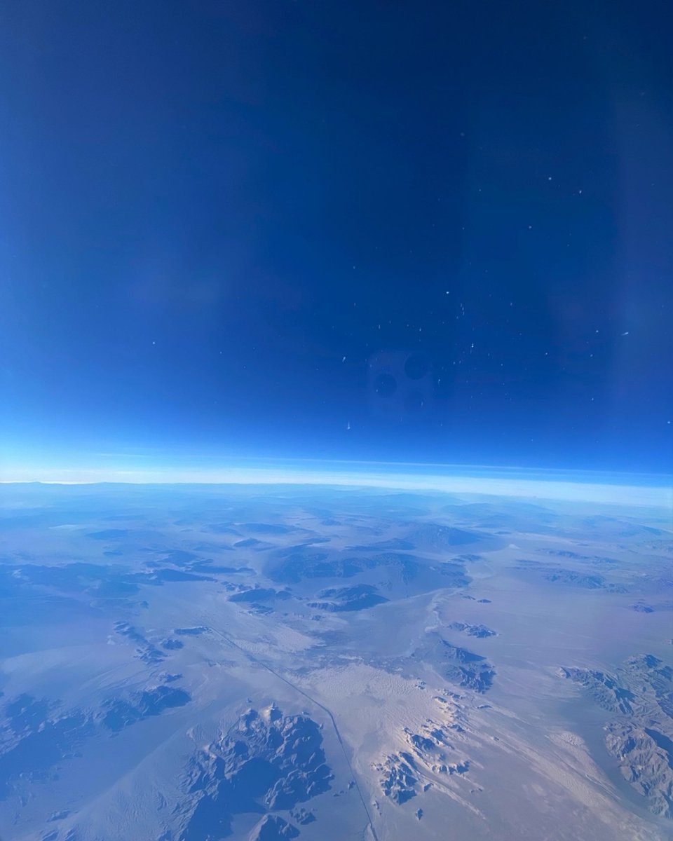 This world is still SUCH an amazing place. I’m a lucky girl to be able to see some of it. 💙 <a href="/Finnair/">Finnair</a>