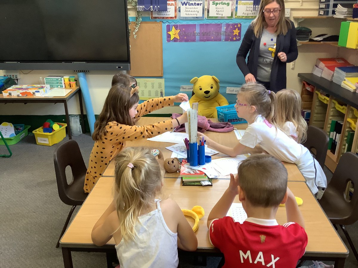 PrimaryParkend's tweet photo. Children in Need in Class 2 https://t.co/ZzkjCbZq5Y