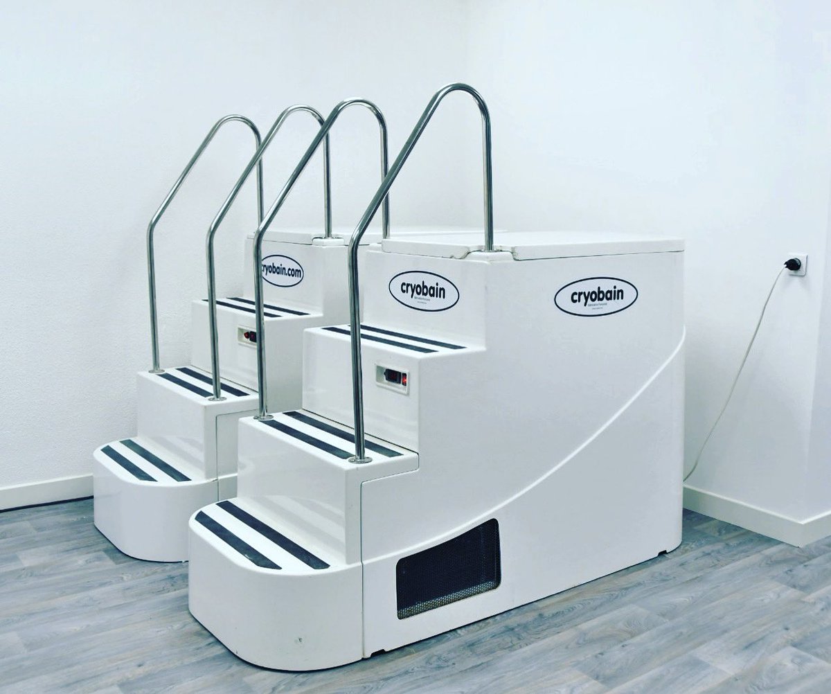 Cryobain's tweet photo. Ergonomique, facile à installer et simple à entretenir le Cryobain est un outil indispensable au sein d’un club ou d’une structure sportive souhaitant mettre ses athlètes dans les meilleures dispositions.

Contactez-nous pour enrichir votre arsenal thérapeutique et préventif https://t.co/WUHoA9rZ8Q
