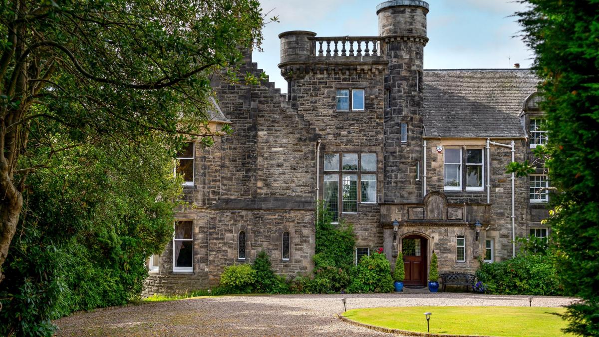 BricksScotland's tweet photo. Home of the week: Built in 1896 as a wedding gift, this beautifully preserved nine-bedroom, seven-bathroom baronial mansion is full of secrets, stories and splendour https://t.co/drWaPgck47 https://t.co/ZPZWKTXBoC