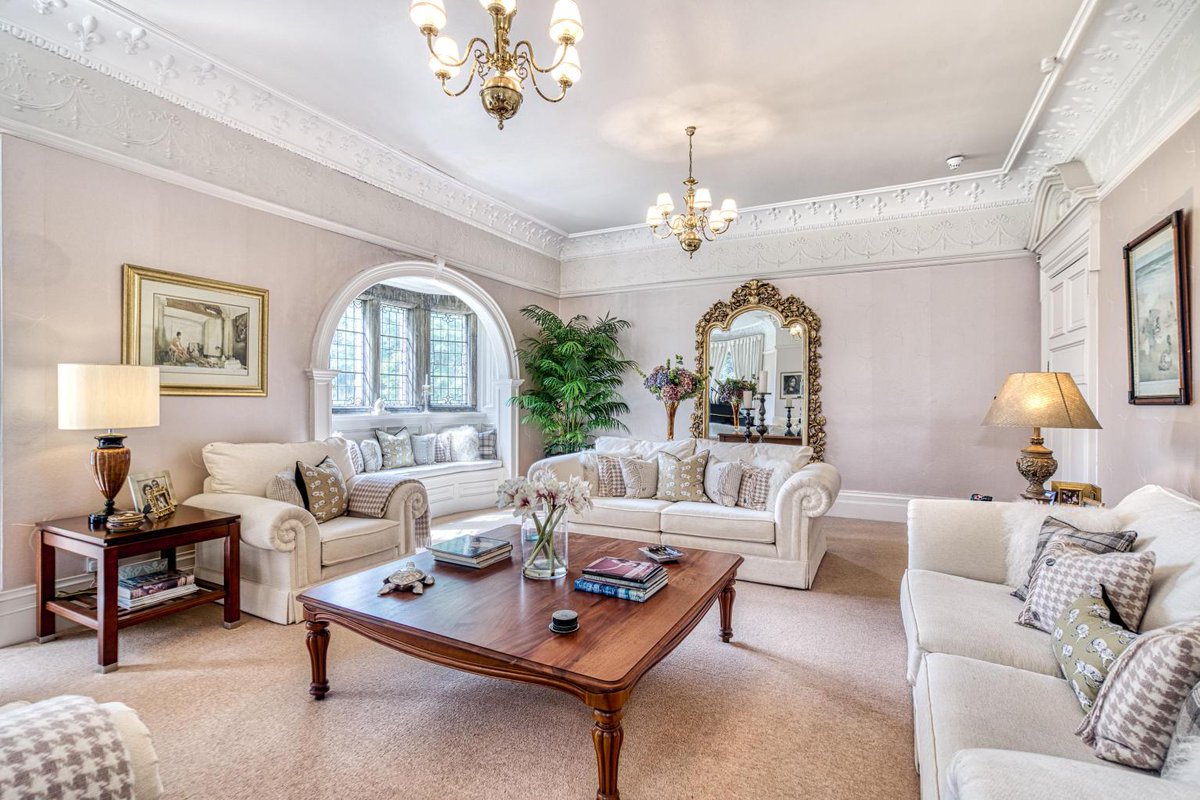 BricksScotland's tweet photo. Home of the week: Built in 1896 as a wedding gift, this beautifully preserved nine-bedroom, seven-bathroom baronial mansion is full of secrets, stories and splendour https://t.co/drWaPgck47 https://t.co/ZPZWKTXBoC