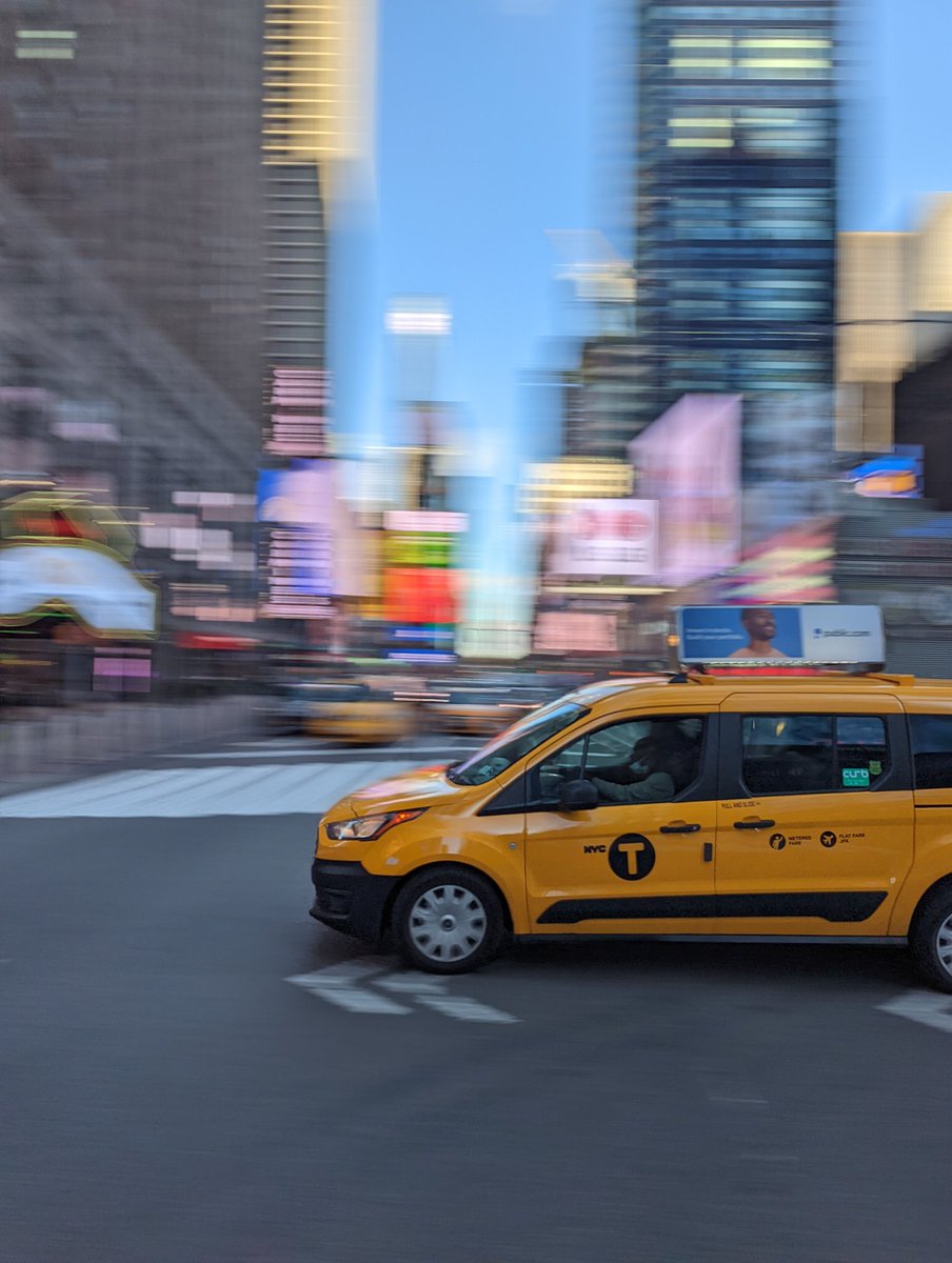 TheJabberTech's tweet image. Never imagined I'd say that a taxi looks good 😆#teampixel #Pixel6Pro #motionshot