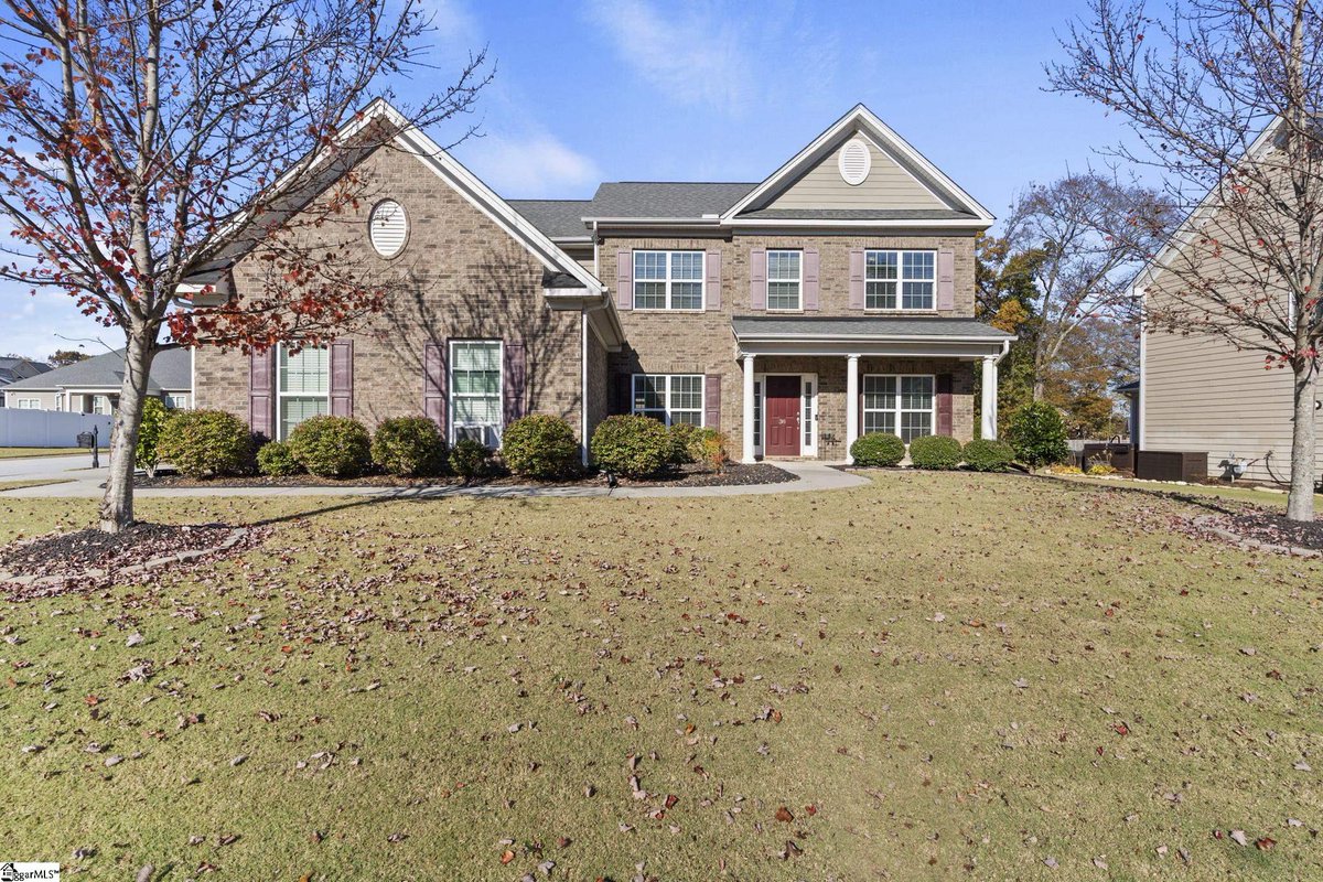 brucebachtel's tweet photo. New Listing! $435,000.00, 4BR, 3BA, 38 Belgian Blue Way, Fountain Inn, SC 29681, Full Details https://t.co/iWa3hpAbA1 https://t.co/jZqZcBH6Gp