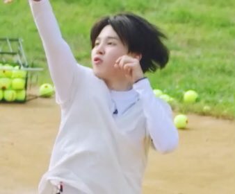 JJINANN_'s tweet photo. ⠀⠀ ❛ ɞ ❛                                        ⊙０⊙ https://t.co/M0lcKnYFlS