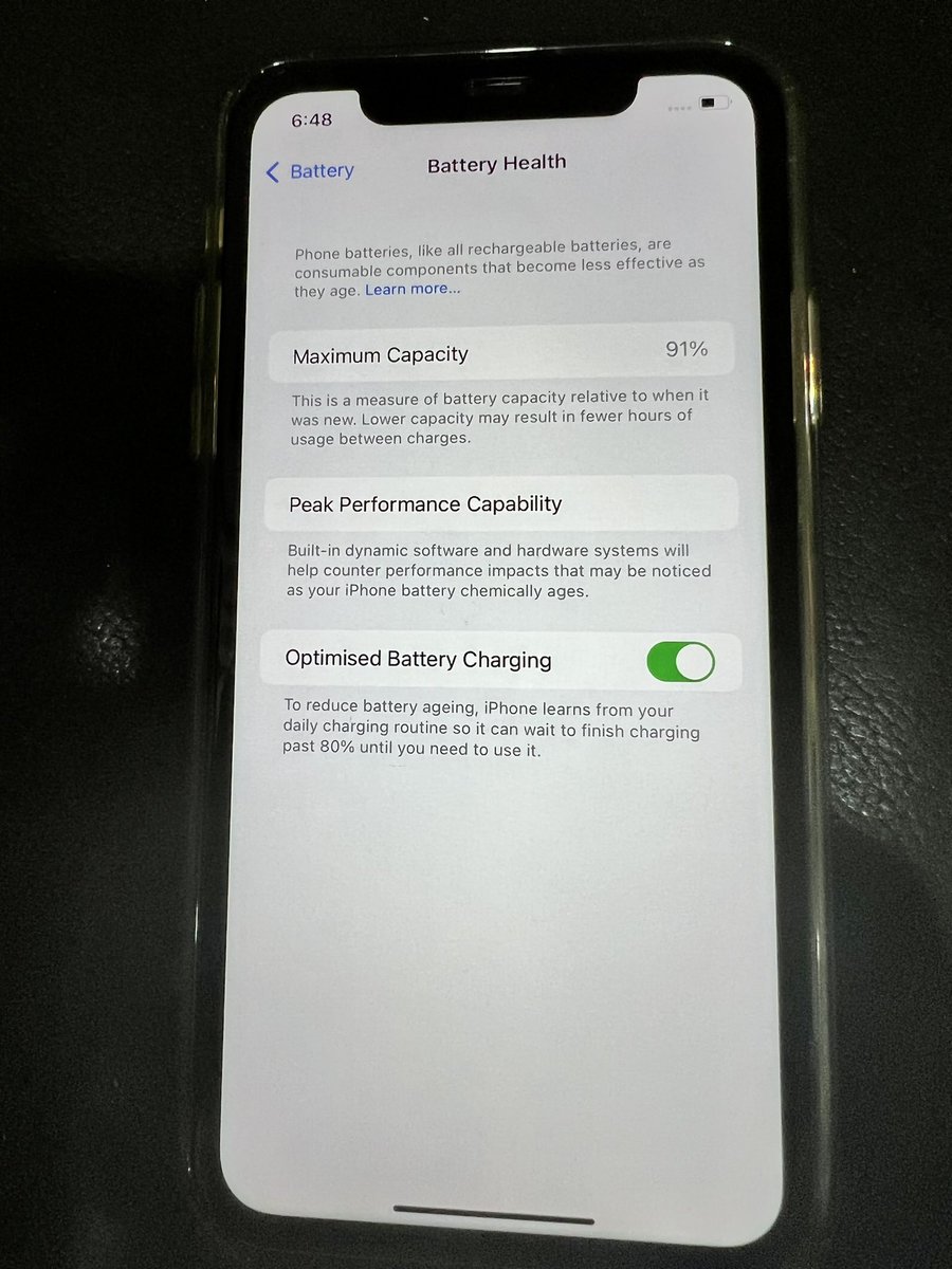 ariffgarcia's tweet photo. @KuantanTV Apple iPhone 11 256GB Purple for sale!! Well-used but no scratches, no dents, no cracks. Comes with full box with UNUSED charger, cable and earphones. Has tempered glass and Apple original clear case bundled as well. Battery health is 91%. Reply or DM. Price: RM2100. https://t.co/YsrNtaqZUV