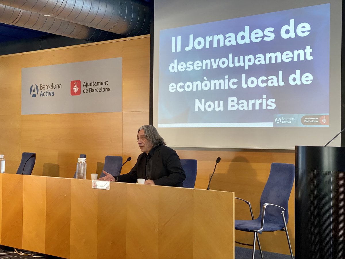 davidmilletbas's tweet photo. Arribem al final. El regidor Xavier Marcé presenta conclusions i conclou. ⁦@Bcn_NouBarris⁩ #9BEconomia https://t.co/ChuSQKy6lm