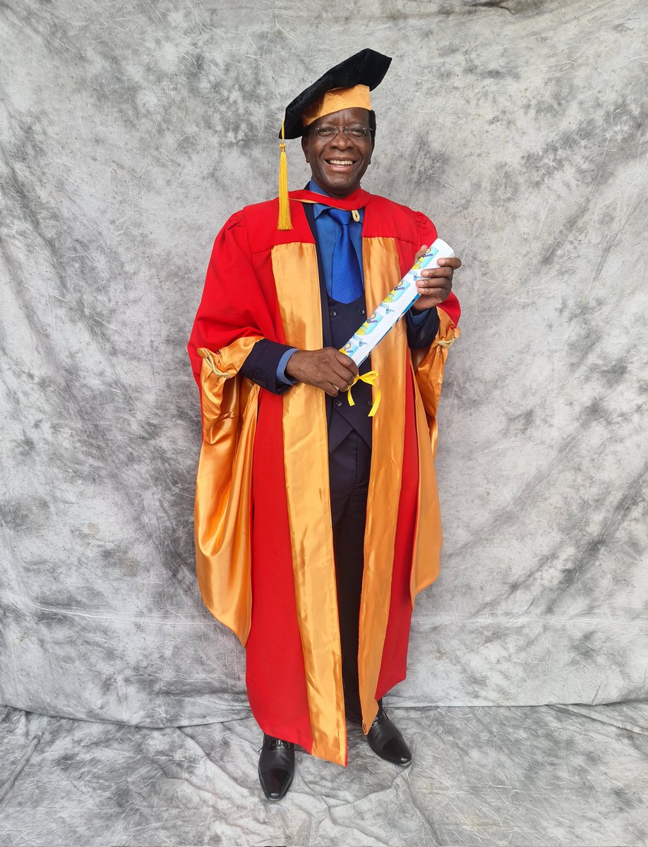 Professor Solwayo Ngwenya PhD, FRCOG. tweet media